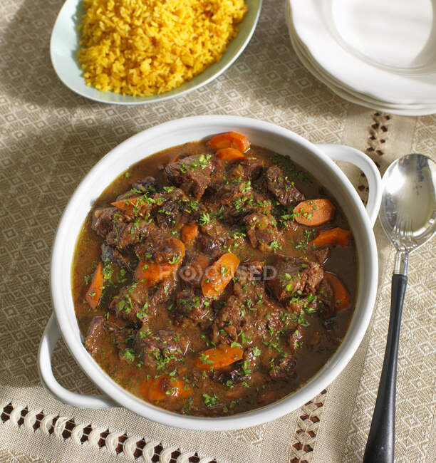 Beef ragout with carrots — Stock Photo