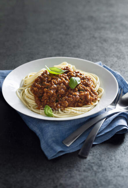 Close-up de delicioso espaguete bolonhesa — Fotografia de Stock