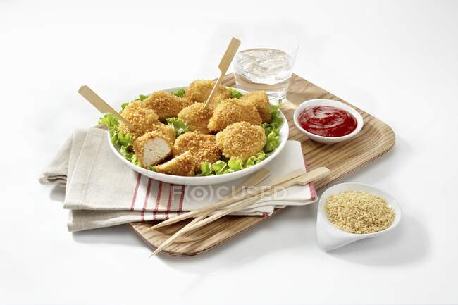 Organic nuggets with ketchup — Stock Photo