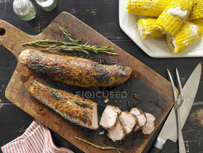 Mustard-Glazed Pork Tenderloin with Corn — Stock Photo