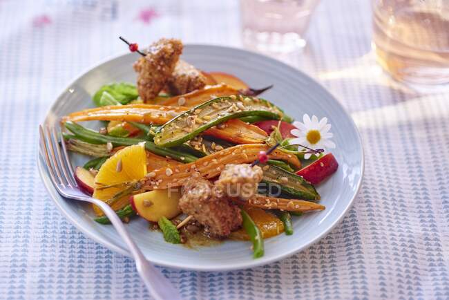 Fried vegetables and fruit — Stock Photo