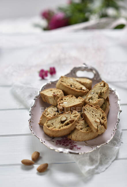 Vegan almond and date cantucci — Stock Photo