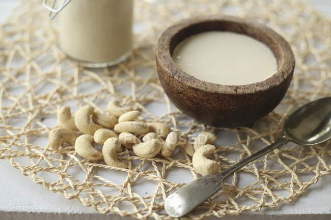 Vegan cashew nut cheese dressing — Stock Photo