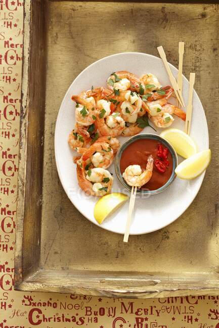Prawns with Mexican mole sauce — Stock Photo