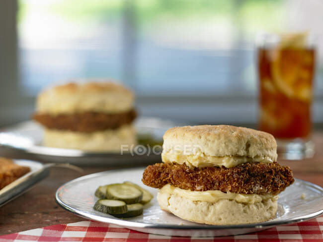 Fried Chicken Biscuits With Hot Honey Butter — Stock Photo