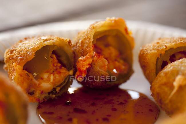 Deep Fried Chilli Poppers — Stock Photo