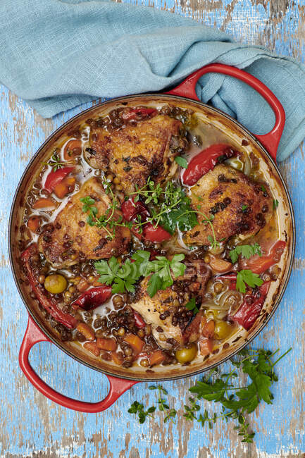 Chicken with olives and chilies (Spain) — Stock Photo