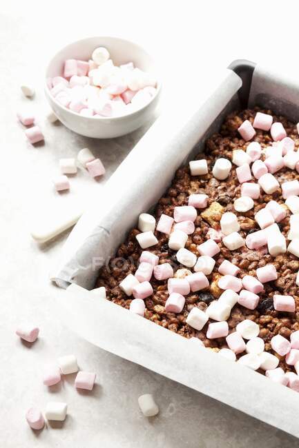 Rocky road slices with rice crispies and dried cherries — Stock Photo