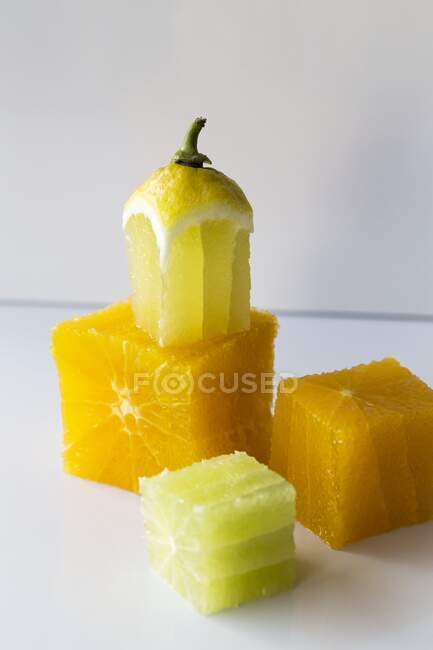 Fresh citrus cubes, close-up shot — Stock Photo