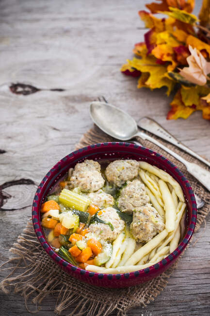 Soup with chicken meatballs and pasta — Stock Photo