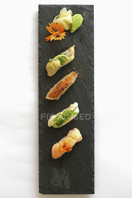 Close-up shot of delicious hot nigiri plate — Stock Photo