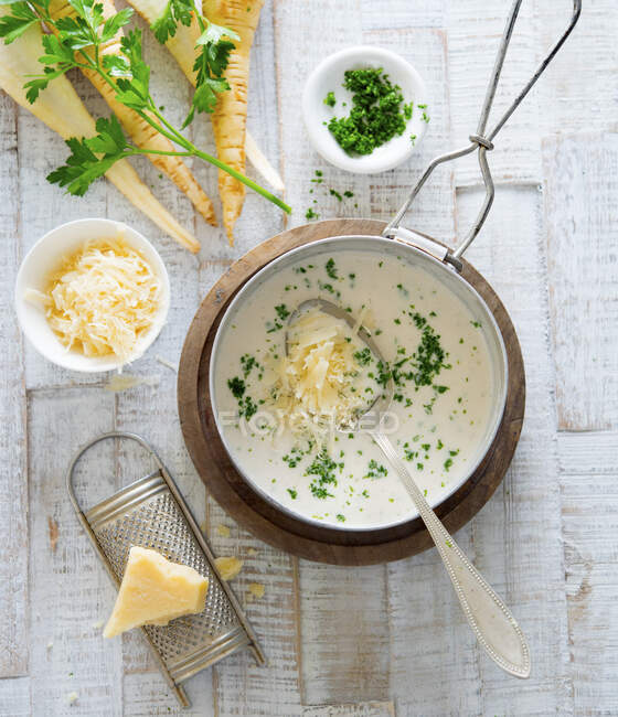 Cream of Hamburg root soup with Parmesan cheese — Stock Photo