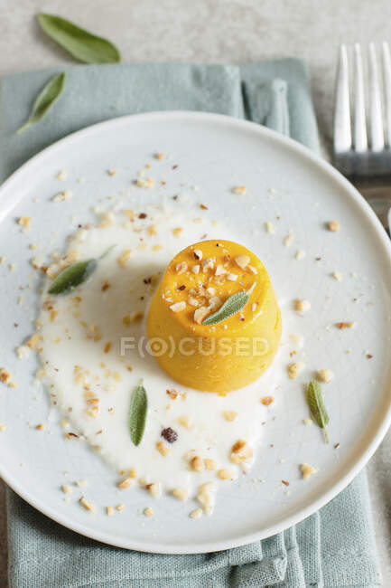 Carrot and sage souffle — Stock Photo
