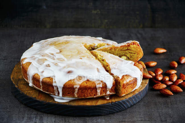 Almond cake with sugar glaze — Stock Photo