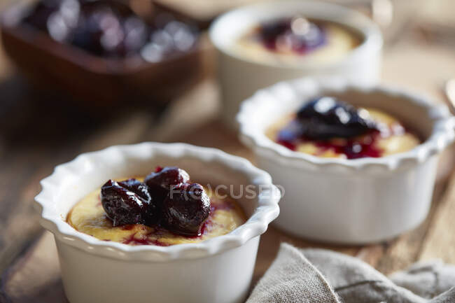 Baked Ricotta with Cherry Orange Compote — Stock Photo