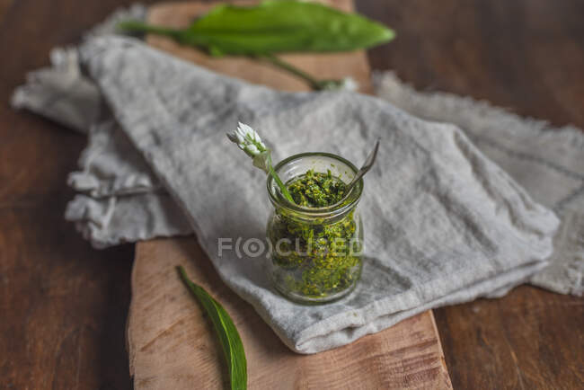 Wild garlic pesto, closeup shot — Stock Photo