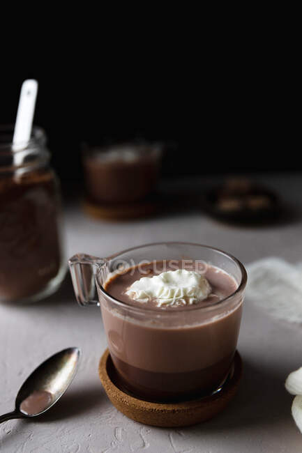Primo piano di deliziosa cioccolata calda — Foto stock