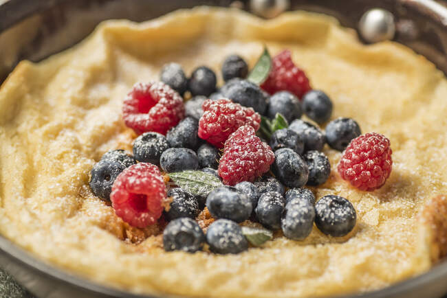 Blueberry and Raspberry Pancakes — Stock Photo