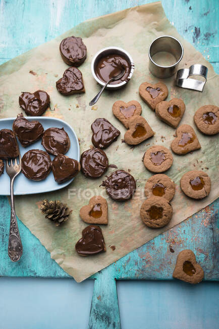 Jelly and dark chocolate coating cookies — Stock Photo