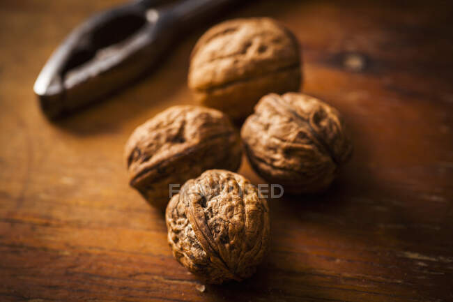 Plan rapproché de délicieuses noix — Photo de stock