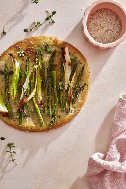 Asparagus And Leek Tart With Salt — Stock Photo