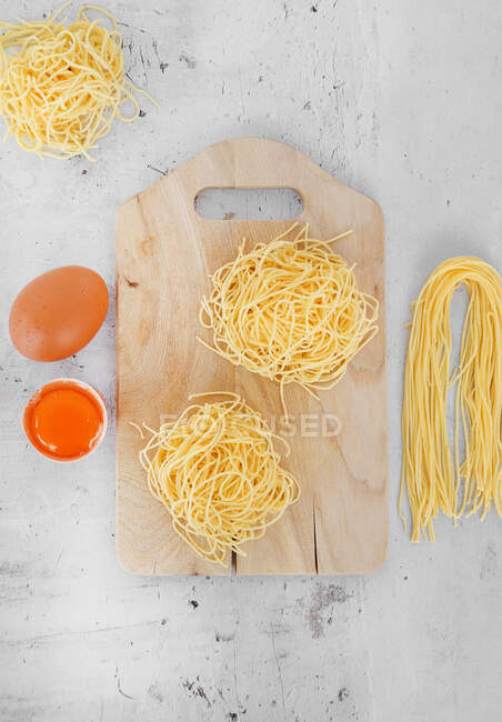 Home made pasta alluovo Nidi di rondine — Stock Photo