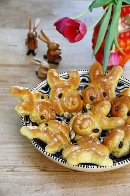 Yeast dough bunny buns for Easter — Stock Photo