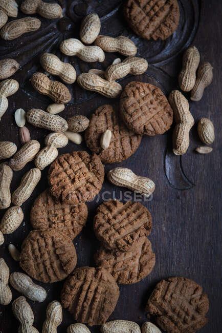 Manteiga de amendoim Biscoitos com penuts sem casca — Fotografia de Stock
