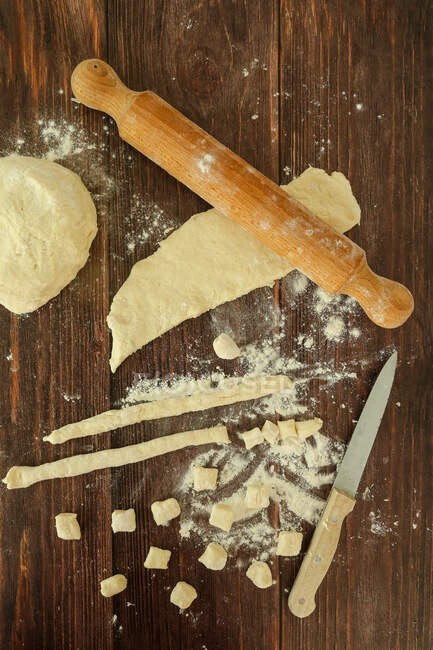Gnocchi de queso ricotta hecho a mano - foto de stock