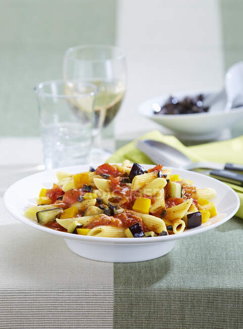 Pasta with vegetable bolognese — Stock Photo