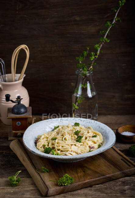 Primer plano de delicioso Spaghetti Carbonara - foto de stock