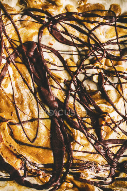 Gelato al tetto di latta Cioccolato al caramello alle arachidi — Foto stock