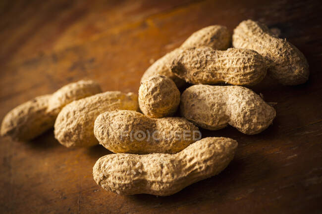 Gros plan sur de délicieuses cacahuètes — Photo de stock