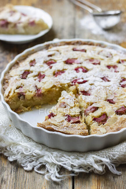 Rhubarb and almond tart — Stock Photo
