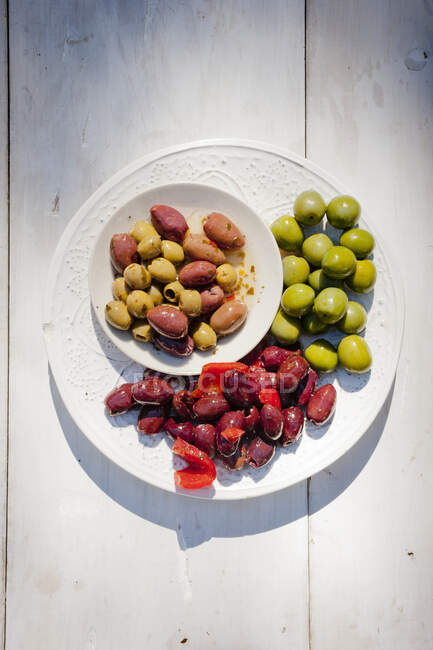 Vista de cerca de la variedad de aceituna griega - foto de stock