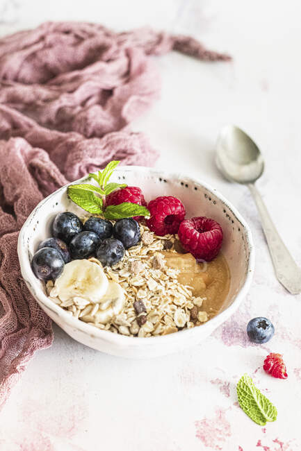 Muesli with apple mousse with fresh fruits — Stock Photo