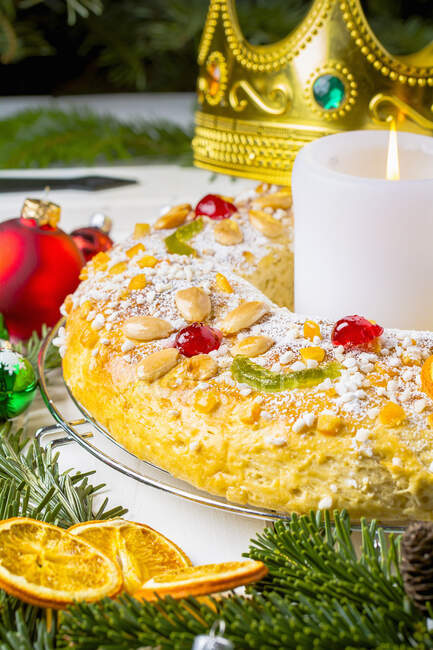 Roscon de Reyes, Spanish Epiphany Cake — Stock Photo