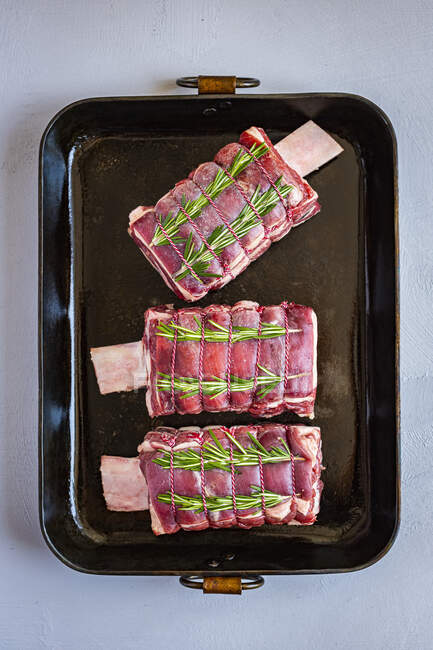 Close-up shot of delicious Raw trench trimmed short rib — Stock Photo