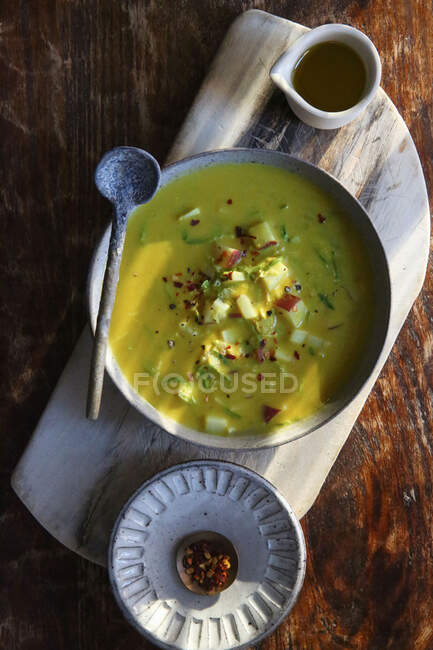 Potato soup in white bowl — Stock Photo