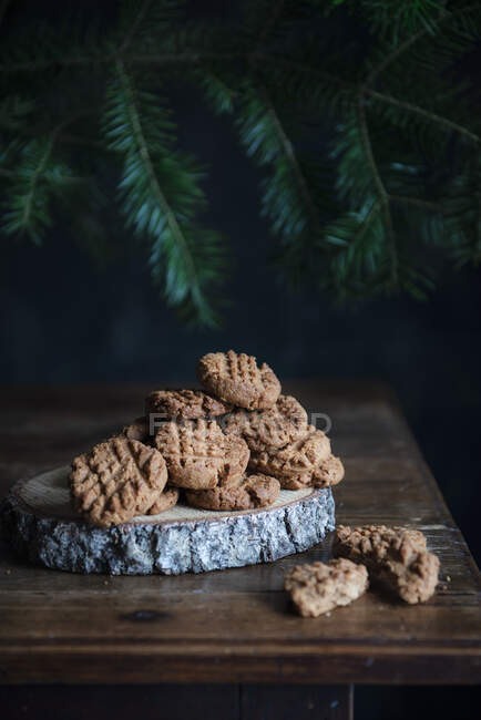 Manteiga de amendoim Cookies, vista lateral — Fotografia de Stock