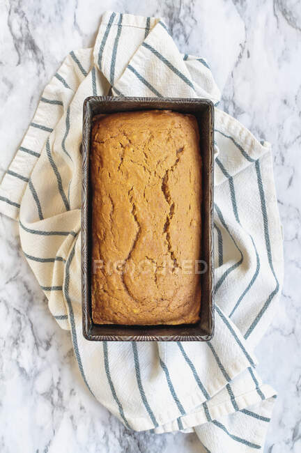 Freshly baked loaf of pumpkin bread — Stock Photo