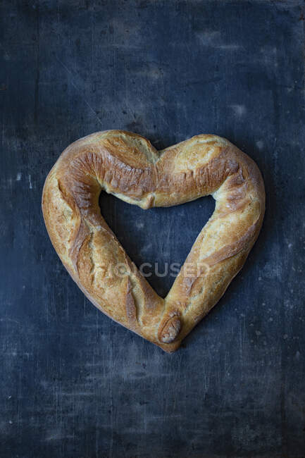 A heart-shaped baguette — Stock Photo