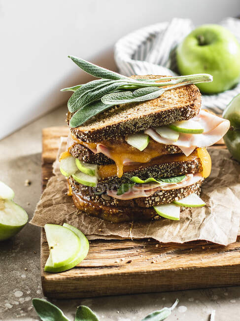 Apple grilled cheese with turkey, cheddar and apple butter — Stock Photo