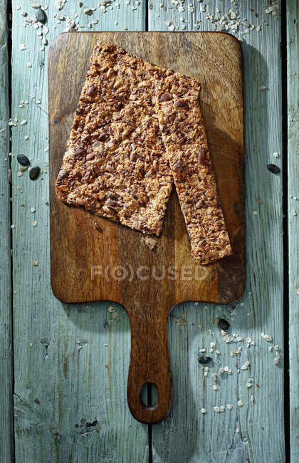 Norwegian miracle bread on a cutting board — Stock Photo