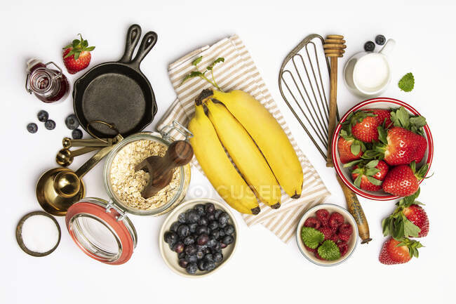 Ingredients for cooking banana oat pancakes — Stock Photo