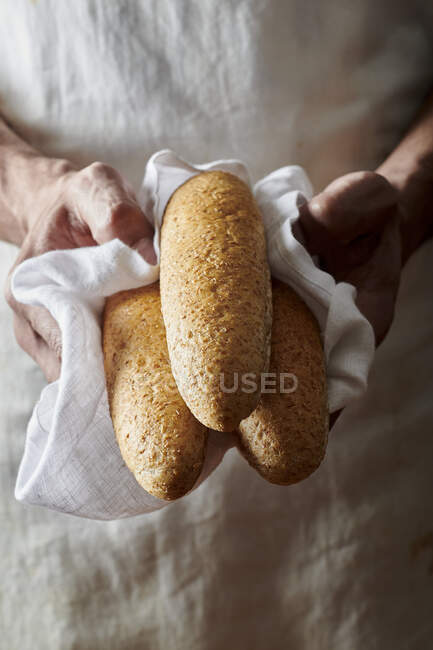 Gros plan de délicieux bâtonnets de pain Graham — Photo de stock