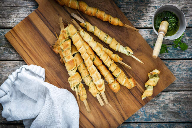 Grilled Mediterranean garlic bread sticks — Stock Photo