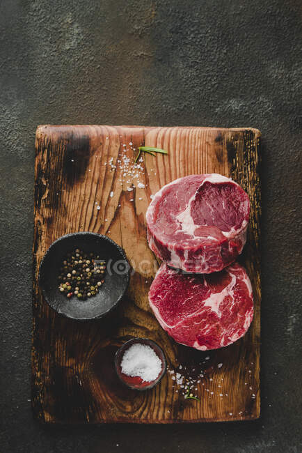Raw beef steak rib eye — Stock Photo