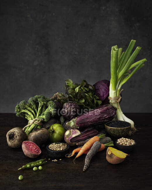 Садові овочі та сочевиця — стокове фото
