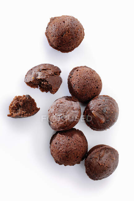 Шоколадные шарики для пирожных — стоковое фото